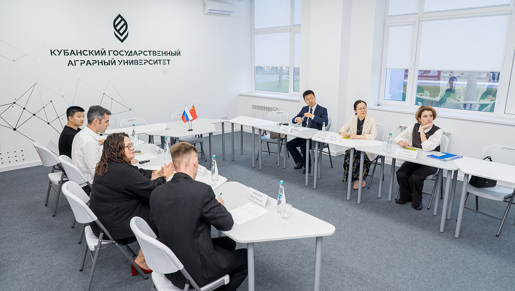 Делегация посольства КНР посетила Кубанский ГАУ