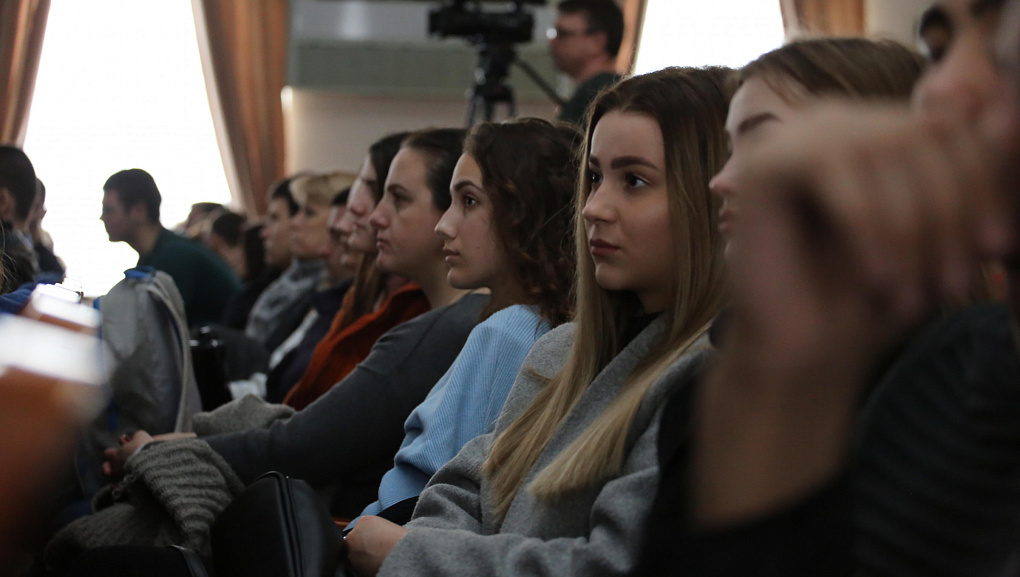 Знакомимся с будущими студентами