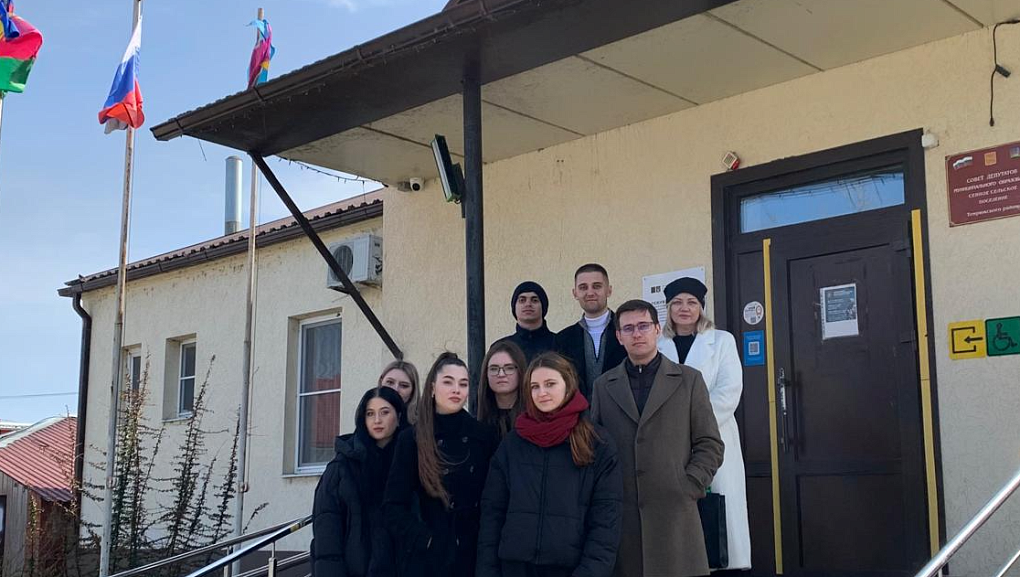 Студенты КубГАУ приняли участие в выездной практике по управлению сельской инфраструктурой
