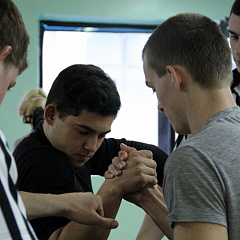 Состязания первокурсников по армспорту