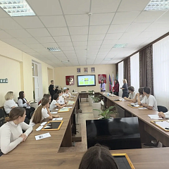 Практика рядом с профессией