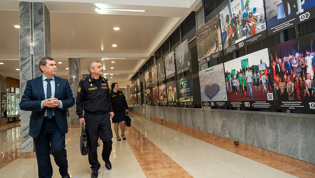 Заместитель главного судебного пристава РФ Юрий Русанов посетил Кубанский ГАУ