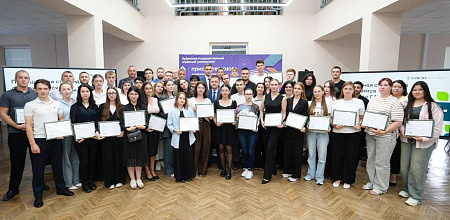 В КубГАУ вручили повышенные стипендии первокурсникам