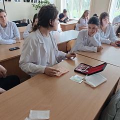 Практика рядом с профессией