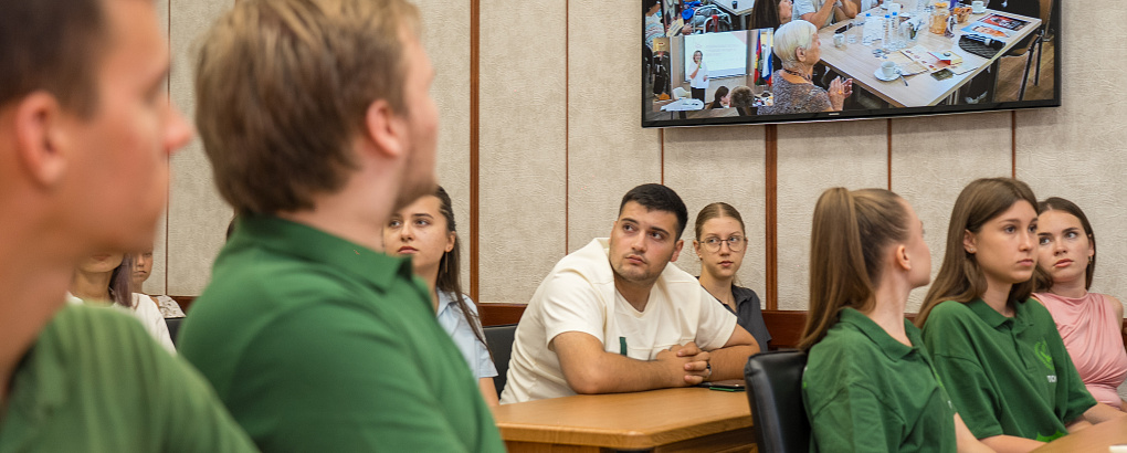 Традиции из века в век