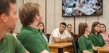 Традиции из века в век