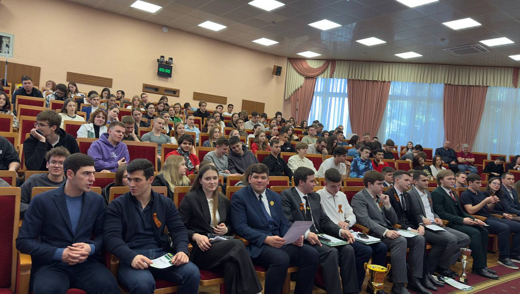 Финал проекта «Кубок ректора по парламентским дебатам»