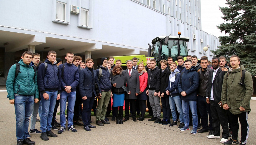 Подарок от фирмы CLAAS