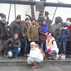 Christmas extravaganza for foreign students