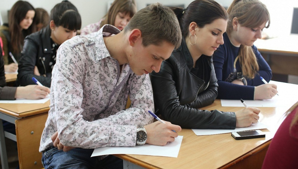 Патриотические беседы на факультете налогов и налогообложения
