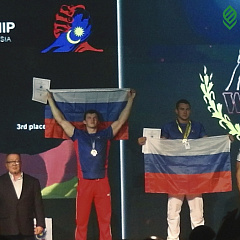 На пьедестале чемпионата мира по армрестлингу наш студент