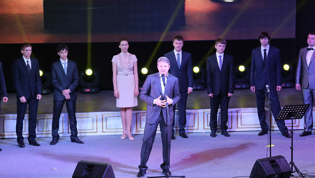 Поздравляем победителей губернаторского конкурса «Премия IQ года»!