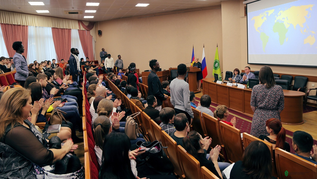 The rector A. I. Trubilin has met foreign students