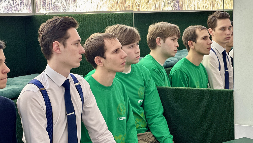 Помним подвиги