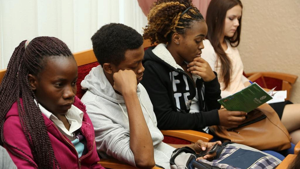 Foreign students are supported throughout