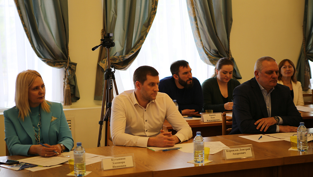 Делимся опытом по профилактике негативных проявлений среди молодежи