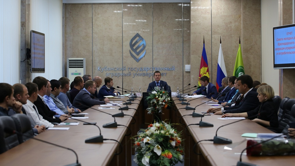 Молодые депутаты Кубани отчитались о проделанной работе 