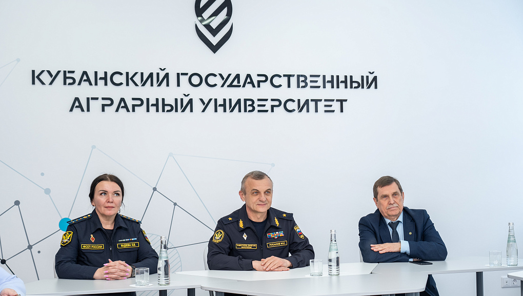 Заместитель главного судебного пристава РФ Юрий Русанов посетил Кубанский ГАУ