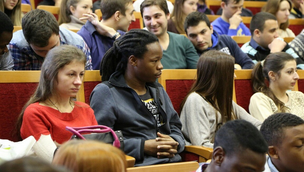 The meeting of the rector and foreign students