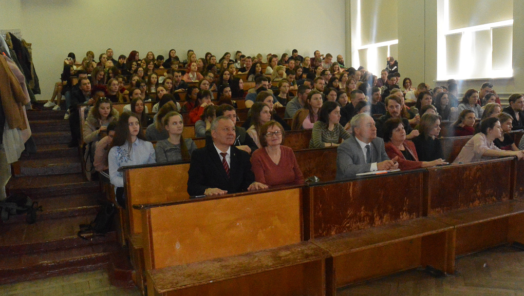 Визит академика