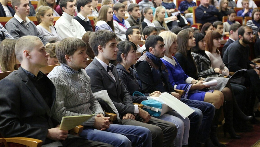 The meeting of the rector and foreign students