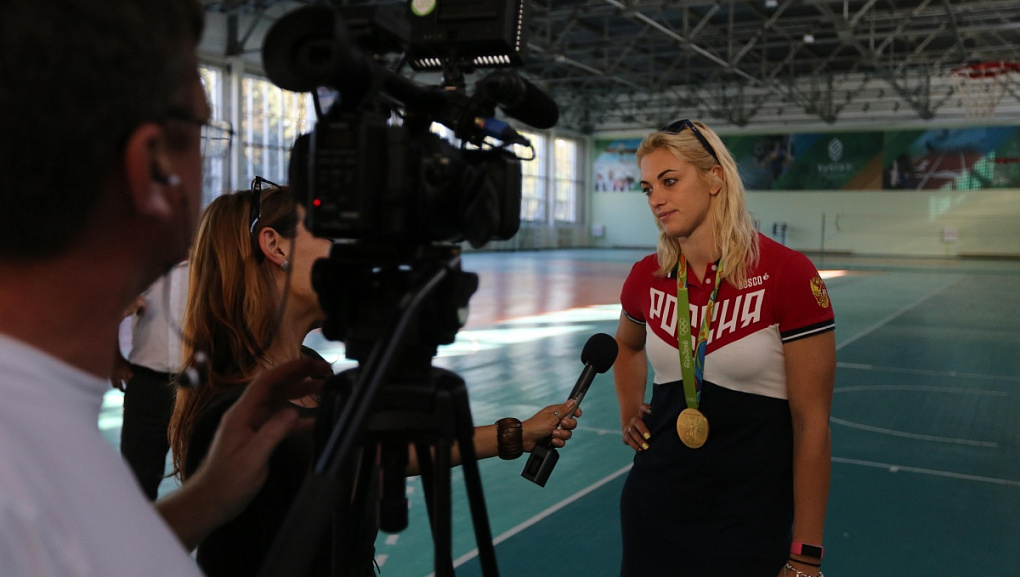 Gold! Ours!