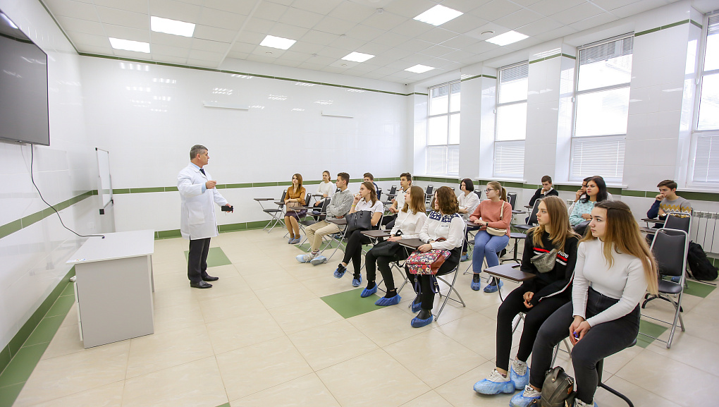 Школьники в гостях у КубГАУ