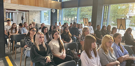 Обсудили архитектурное наследие города