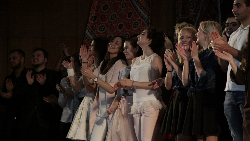 «Женская сборная КубГАУ» в сезоне фестиваля «Кубанка»