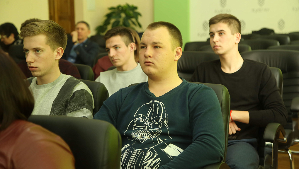 Поблагодарили добровольцев