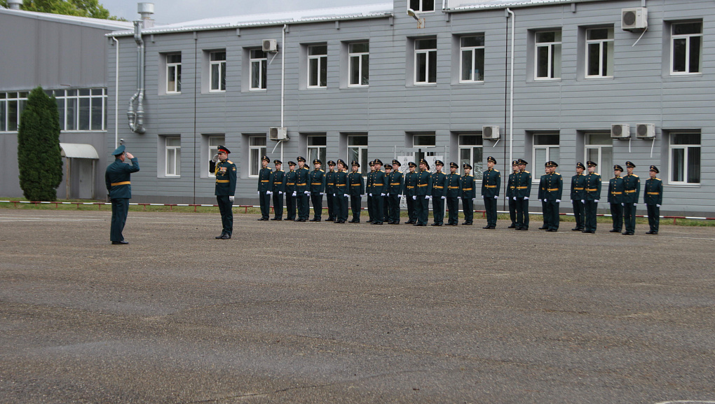 Офицерский выпускной