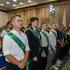 В добрый путь, выпускники!