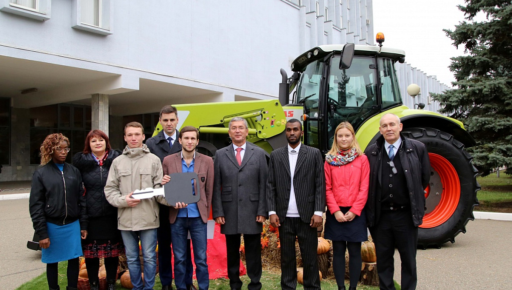 Подарок от фирмы CLAAS