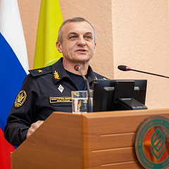 Заместитель главного судебного пристава РФ Юрий Русанов посетил Кубанский ГАУ