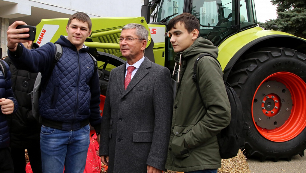 Подарок от фирмы CLAAS