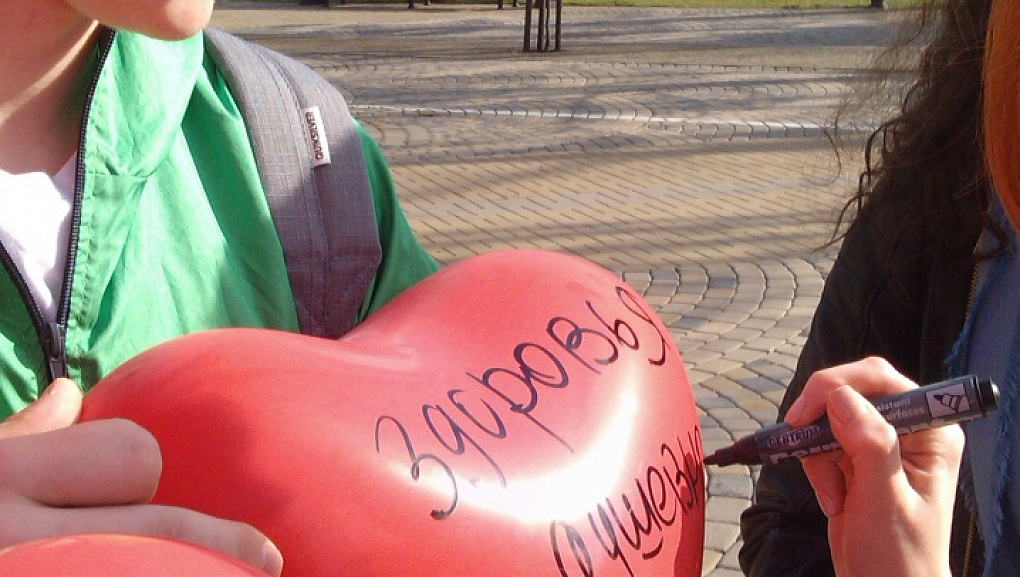 Студенты привлекли внимание краснодарцев к проблеме онкологических заболеваний у детей