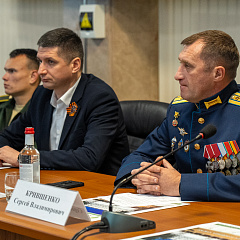 Студенты встретились с кавалером ордена Мужества Сергеем Крившенко