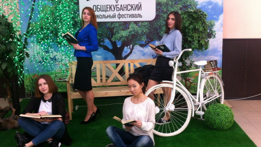 Наши волонтеры поучаствовали в финале фестиваля игры «Что? Где? Когда?»