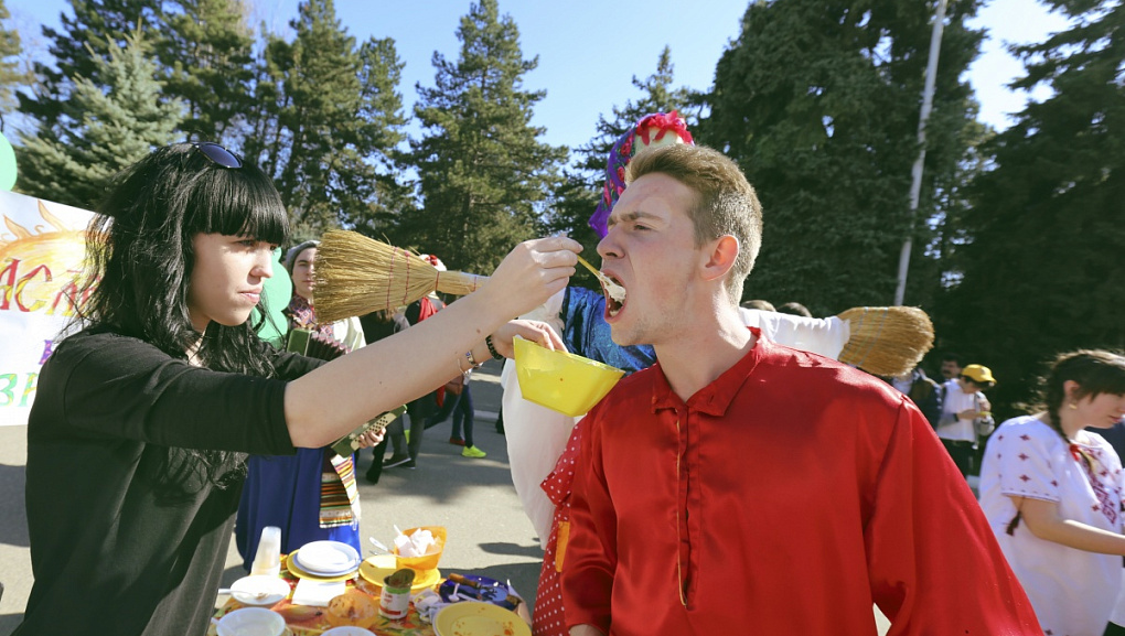 Maslenitsa in a big way celebrated in the Kuban state agrarian University