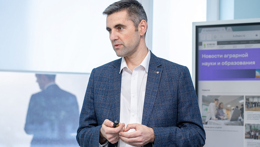 Заместитель главного судебного пристава РФ Юрий Русанов посетил Кубанский ГАУ