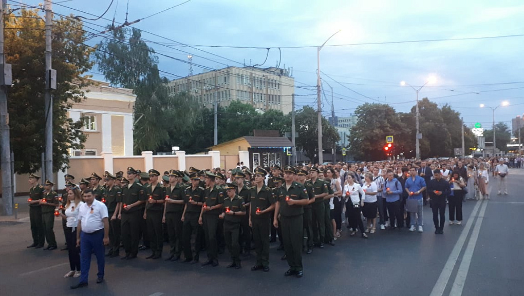 Зажгли свечу памяти