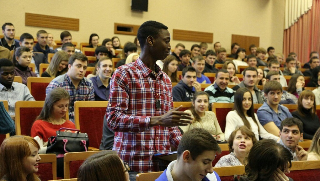 The meeting of the rector and foreign students
