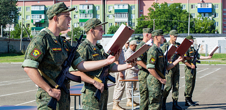 «Торжественно присягаю на верность своему Отечеству»