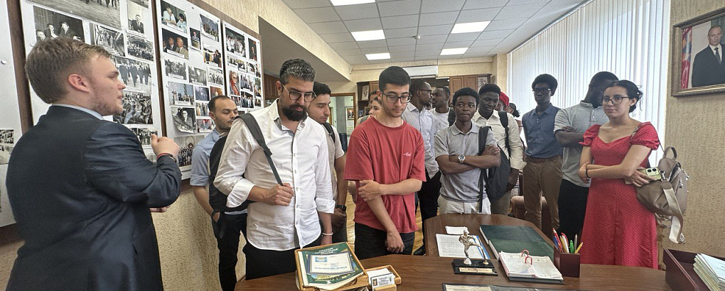 Узнай Россию со ЗНАНИЕМ!