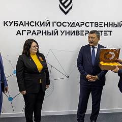 Укрепление партнёрских связей: визит ректора ТашГАУ Нарзулло Обломурадова