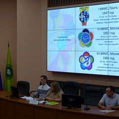 Meeting with foreign students