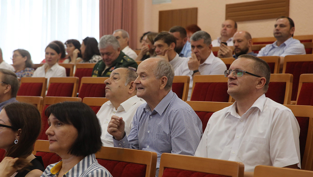 Провели итоговое заседание