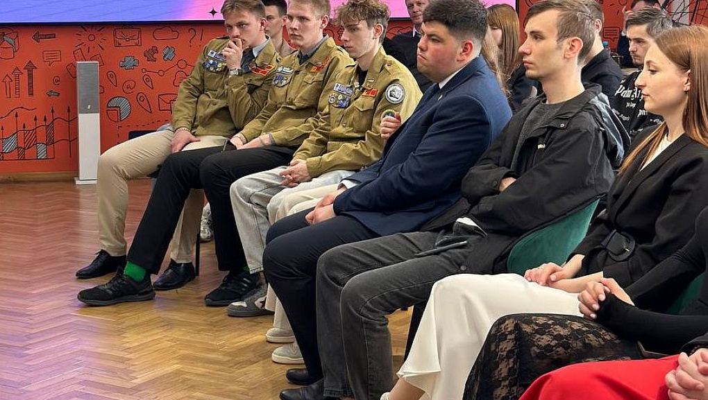 Студенты КубГАУ обсудили перспективы энергетической отрасли с директором филиала АО «Россети Кубань»