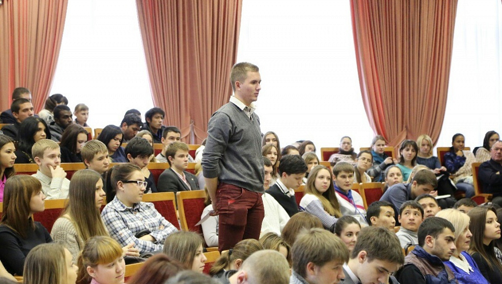 The meeting of the rector and foreign students