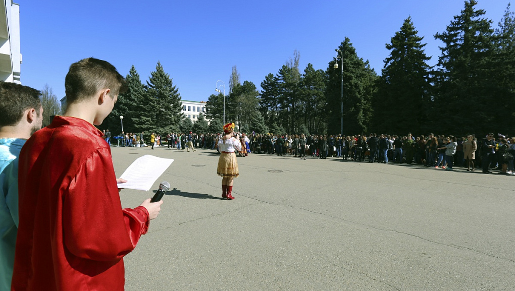 Maslenitsa in a big way celebrated in the Kuban state agrarian University